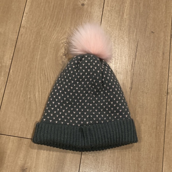 Beanie Hat with PomPom Size OS - Picture 3 of 8